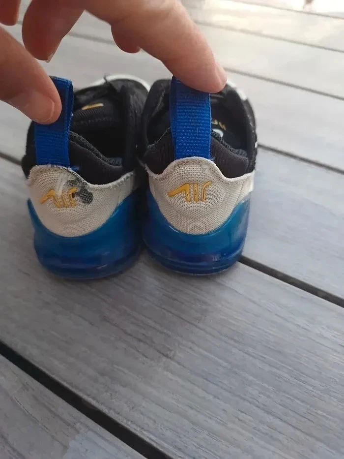 Basket air max 270  pointure 23.5 – photo 7